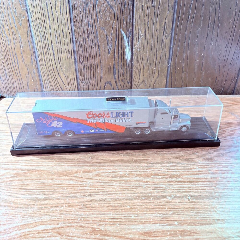 Kyle Petty Action 1995 #42 Coors Light 1:64 Diecast Dually with Show Trailer